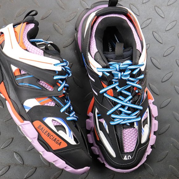 newPali family retro wild running grandma dad tren
